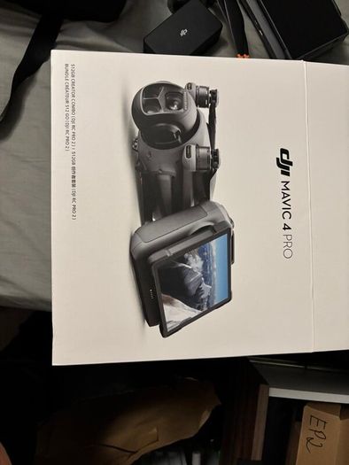 DJI Mavic 4 Pro 512GB Creator Combo