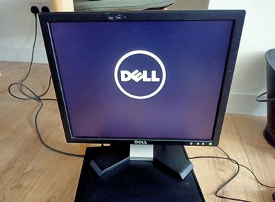 17" Dell E176FPF Monitor for office or home