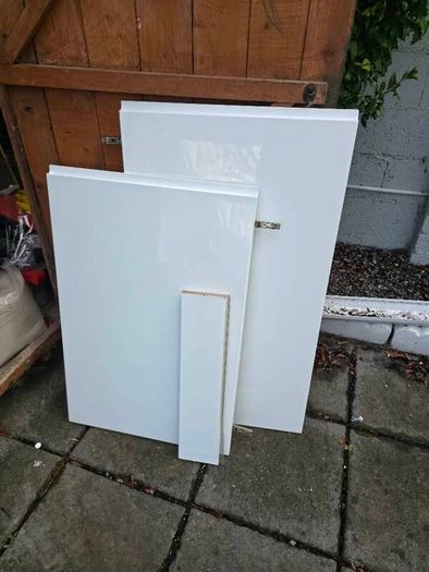 Larder kitchen unit