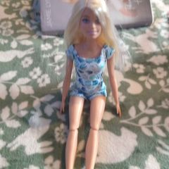 Barbie doll articulated legs