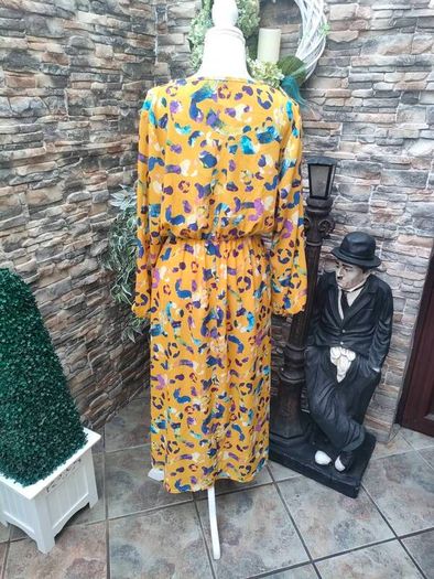 Boohoo Plus size mustard yellow midi with purple and blue print uk 18