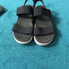Keen Elle sandals