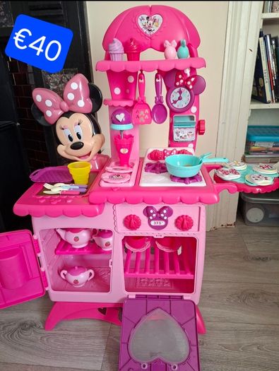 toys