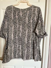 ladies top