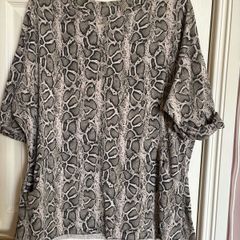 ladies top