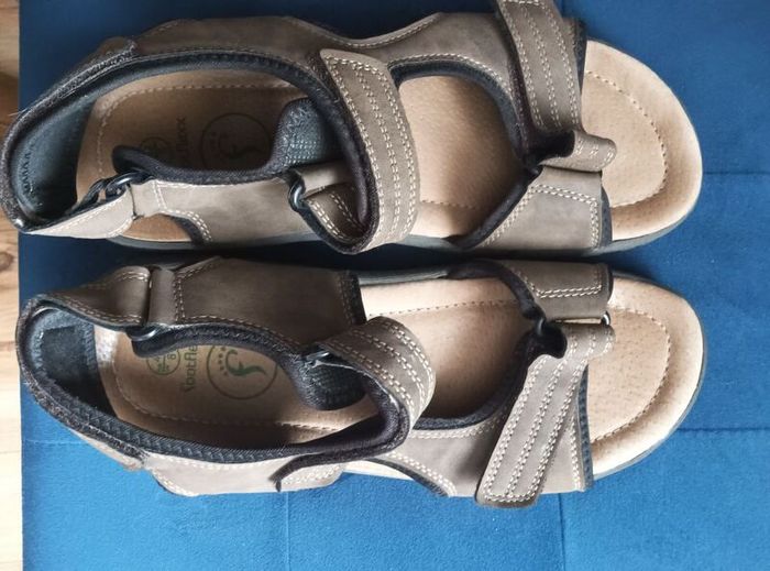 Men's sandals