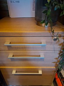 chest of drawers