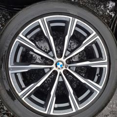 20" Genuine Bmw X5 G05 M Sport Alloys with tyres
