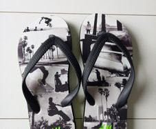 Boys flip flops