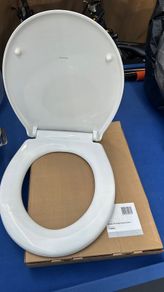 toilet seat