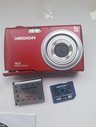Medion 16MP Digital Camera  Red