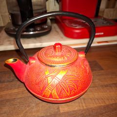 Brand NEW cast iron Japanese Ocha teapot with handle, 600 ml