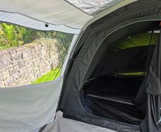 Decathlon Quechua Arpenaz 5.2 5-man 3-room Tent Fresh & Black