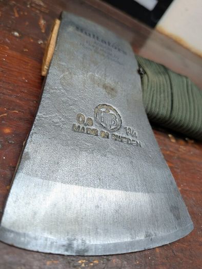 Hultafors trekking axe hatchet