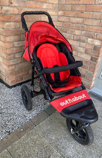 Out n About Single Nipper V4