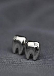 New Rhinestone Decor Structured Stud Earrings