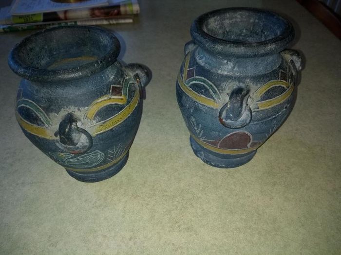 Set of 2 tripe pottery hand carved and collared vases15 cm. tall