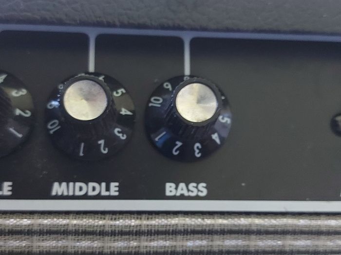 FENDER Frontman 15G Guitar Amp in excellent like new condition, working great