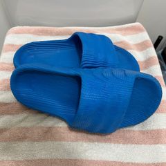 adidas SLIDES