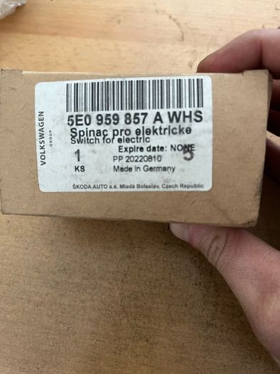 skoda octavia window switches