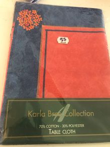 Tablecloth & 4 Placemats - New