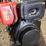 yanmar diesel engine Image 2