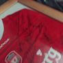 Memorabilia official matchday liverpool jersey framed signed shirt 04/05 season Image 6