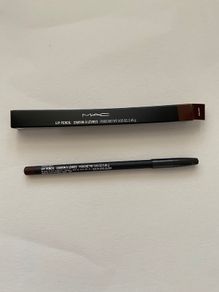 Mac lip pencil in shade chestnut