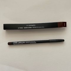 Mac lip pencil in shade chestnut