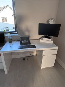 IKEA MALM Office desk