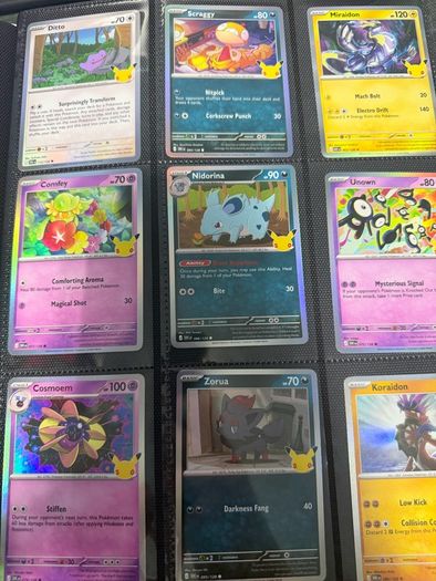 Pokemon Cards Binder + Poster 30th