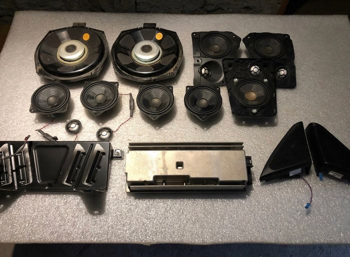 BMW 5 e60 , 7 Series f01 , x5 , x6 e70 Top Hifi Harman Kardon