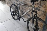 Hybrid bike( can deliver)