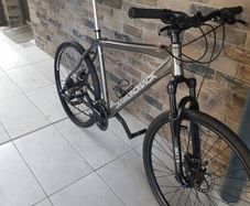 Hybrid bike( can deliver)