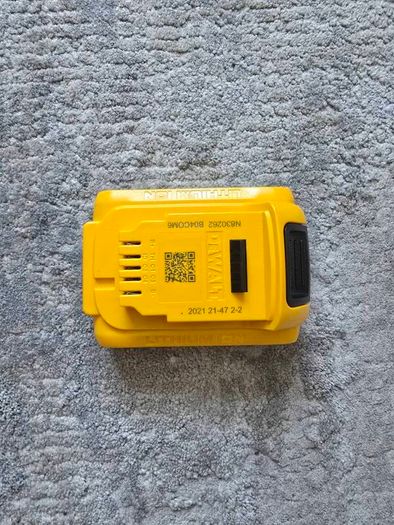 dewalt 2ah battery