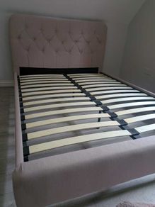 King size bed