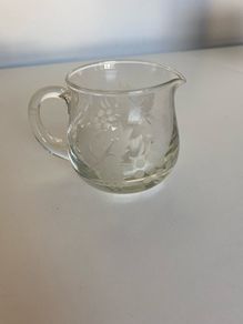 Small glass jug - leaf design