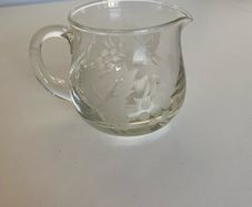 Small glass jug - leaf design