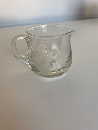 Small glass jug - leaf design