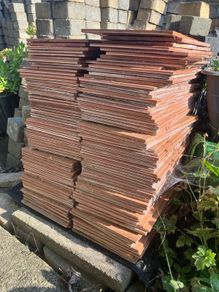 Approx. 120 Indoor Floor Tiles (30 x 40 cm)