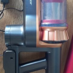 Wireless Light Hoover