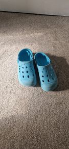 croc style shoes