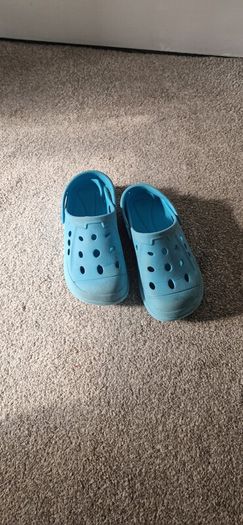 croc style shoes