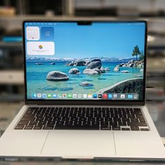 Apple 2025 MacBook Air 13-inch Laptop with M4 chip: Built for Apple Intelligence, 13.6-inch Liquid Retina Display, 16GB Unified Memory, 256GB SSD Storage