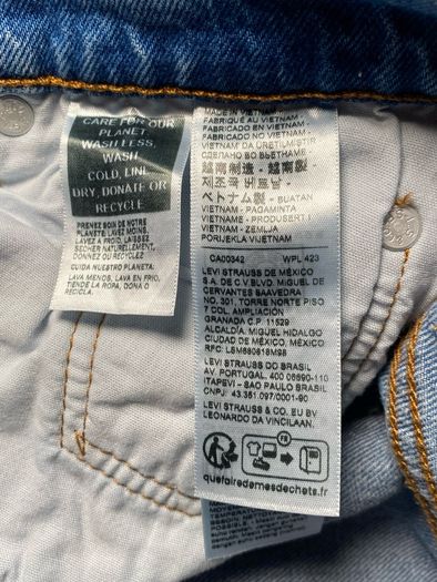 Levi's 501 Curve Ladies Light Blue Denim Jeans W28 L32