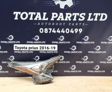 Toyota prius 2016-19 headlight