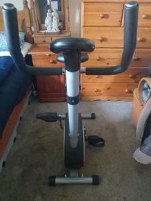 Pro Fitness Upright Exercise Bike