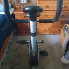 Pro Fitness Upright Exercise Bike