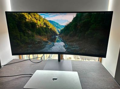 LG UltraGear G6 34G630A-B Gaming Monitor | 34 inch