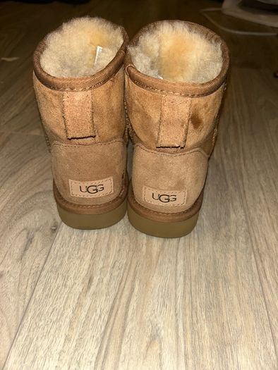 uggs classic mini